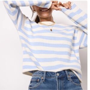 NWT Velvet by Graham & Spencer Sweater pullover